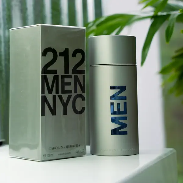 212 NYC – Carolina Herrera